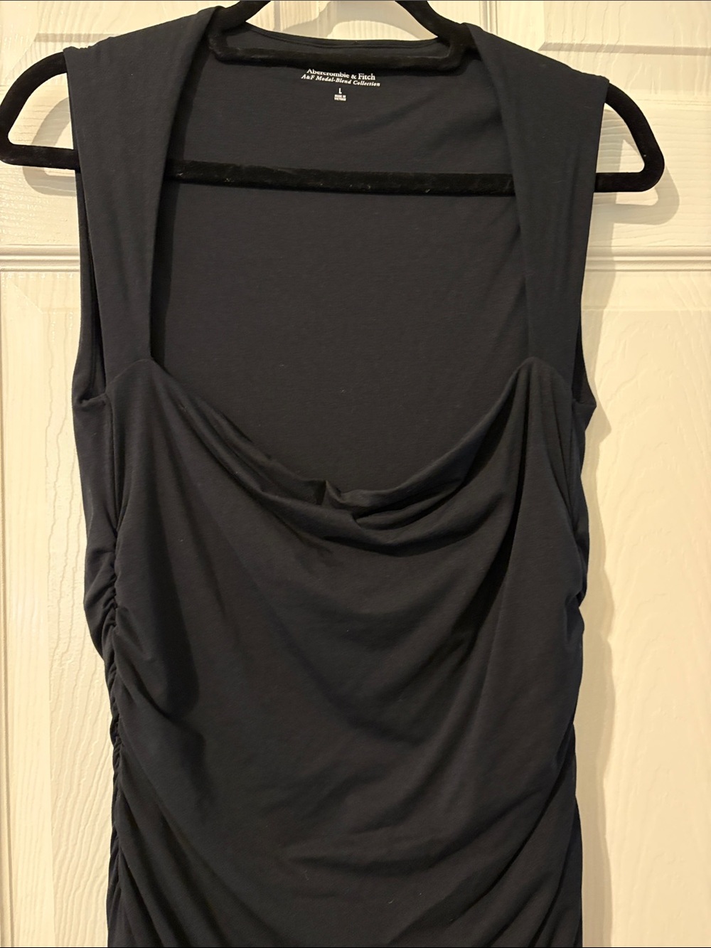 Abercrombie & Fitch Black Sleeveless Maxi Dress with Ruching - Picture 3 of 4